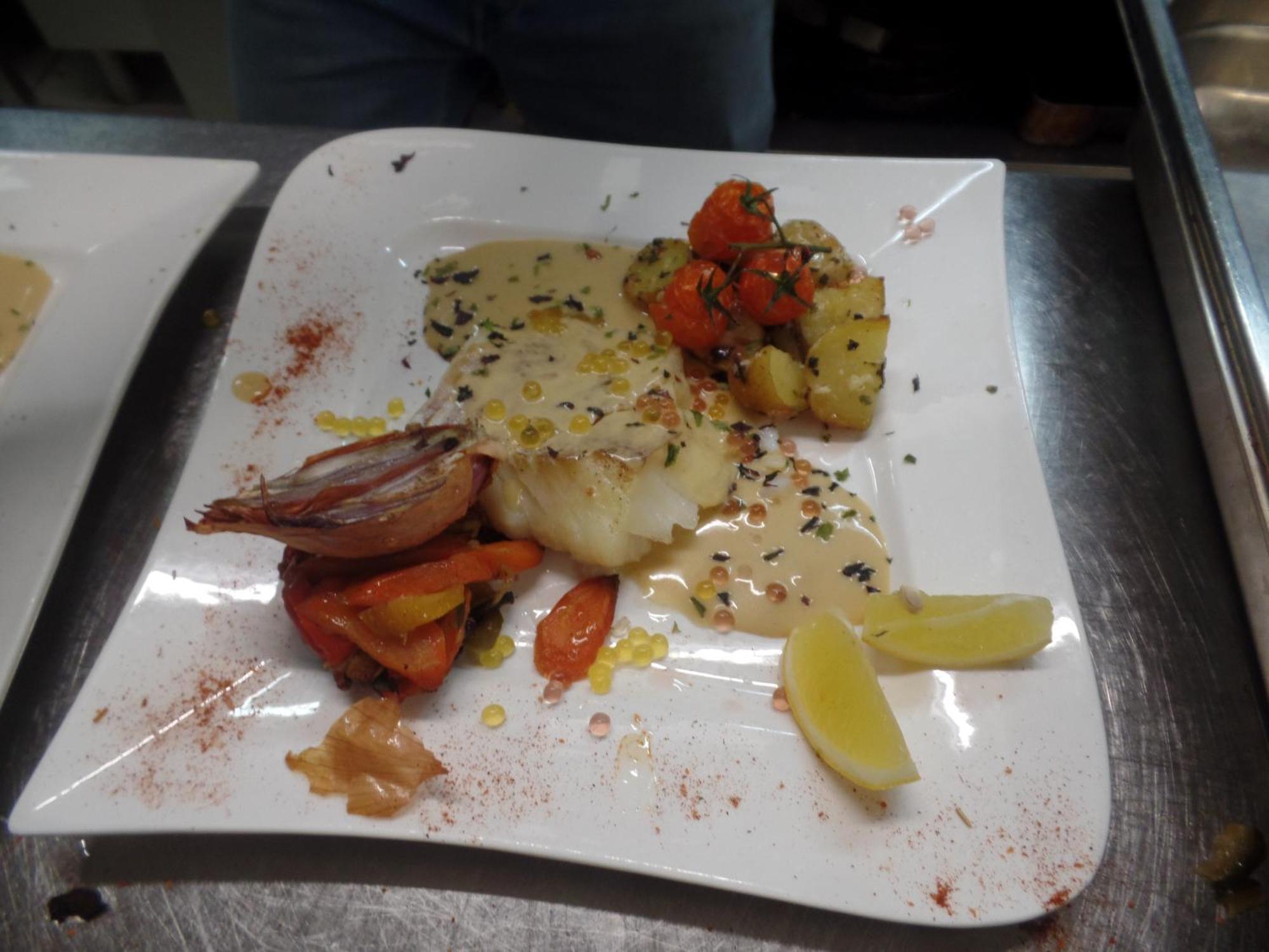 Logis Hotel Restaurant Le Commerce Guichen エクステリア 写真